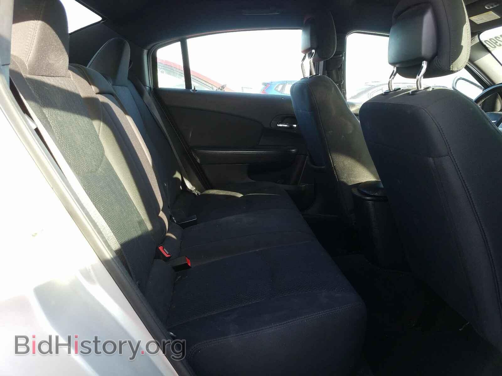 2011 CHRYSLER 200 - VIN: 1C3BC1FB0BN500992 - Фото 6