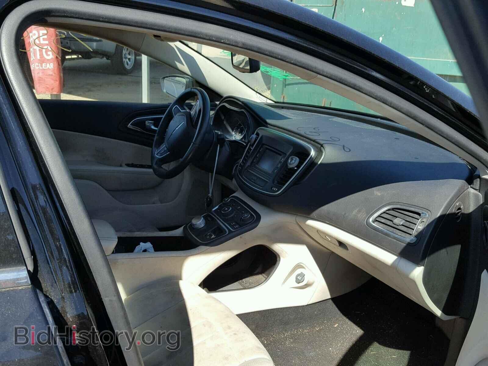 2015 CHRYSLER 200 - VIN: 1C3CCCAB1FN732692 - Photo 5