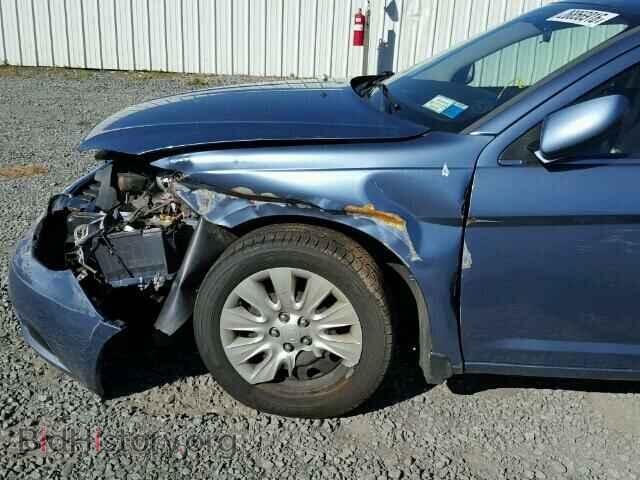 2011 CHRYSLER 200 - VIN: 1C3BC4FB7BN593124 - Фото 9
