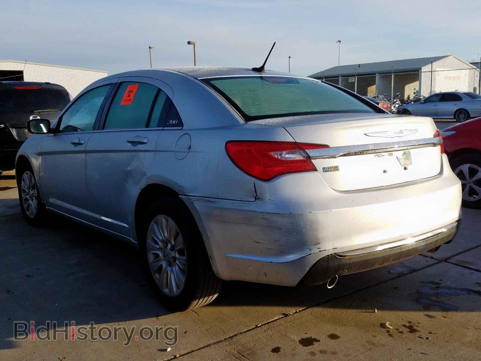 2012 CHRYSLER 200 - VIN: 1C3CCBAG2CN153860 - Фото 3
