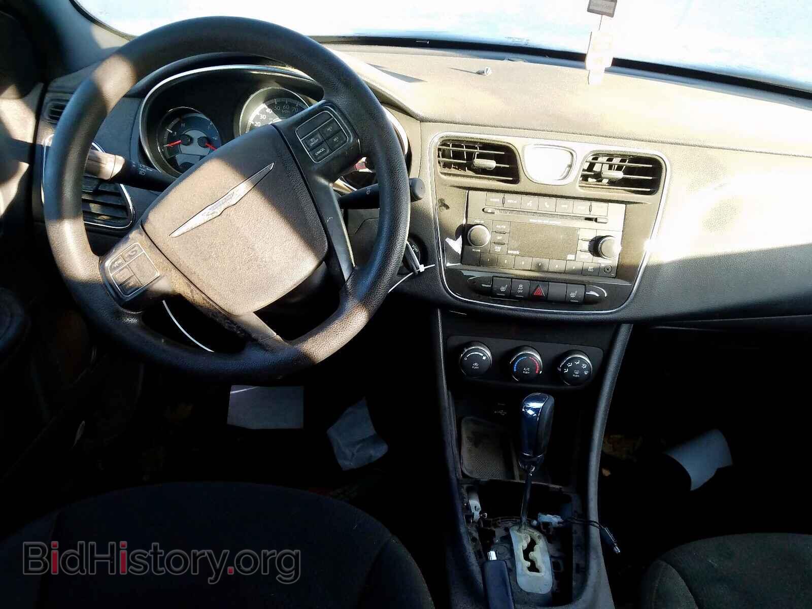 2012 CHRYSLER 200 - VIN: 1C3CCBAG2CN153860 - Фото 9