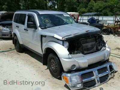 2007 Dodge NITRO Nitro SLT, серебристый — VIN 1D8GU58K07W634665, Copart