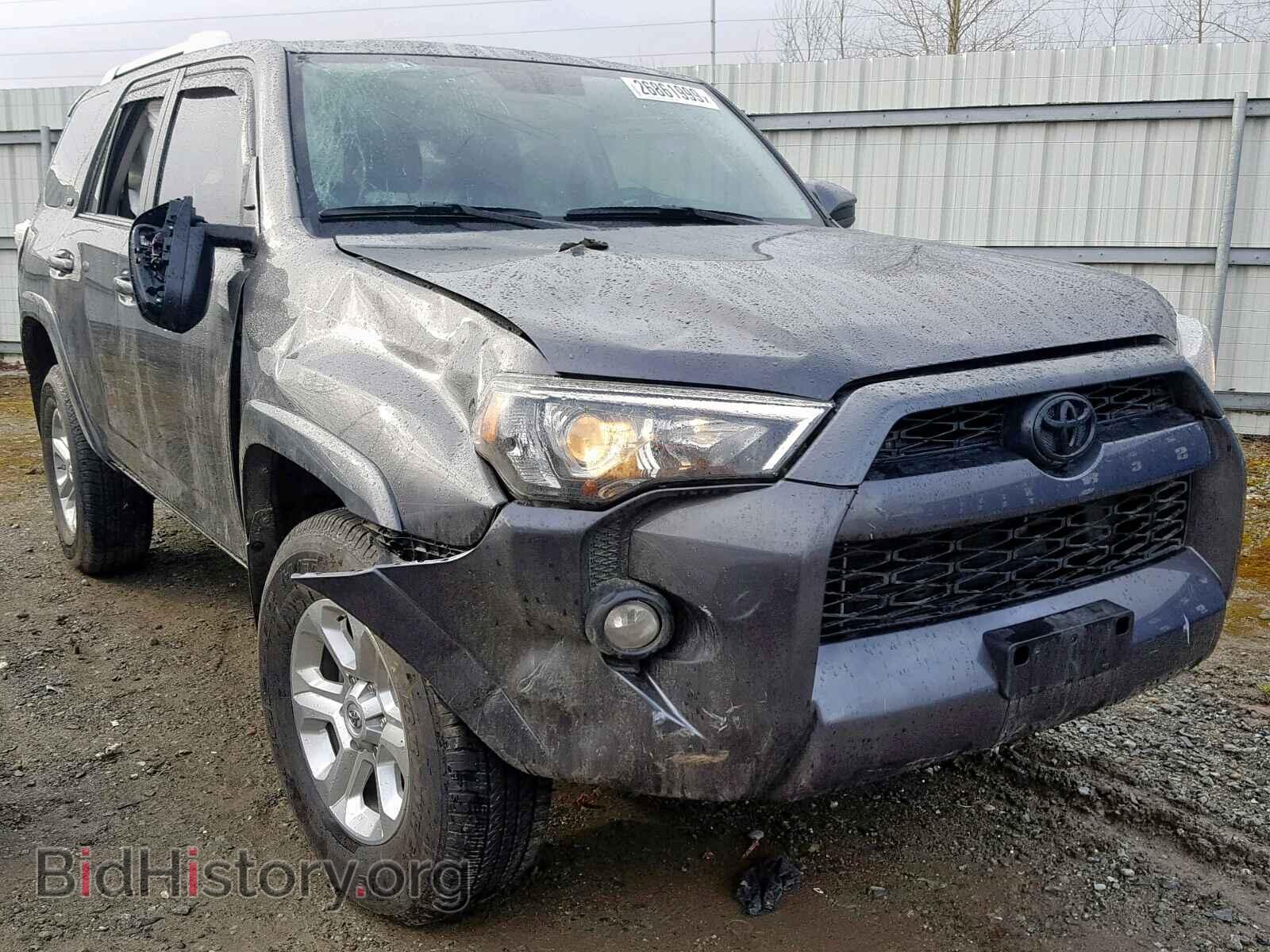 Фотография  - TOYOTA 4RUNNER SR 2018