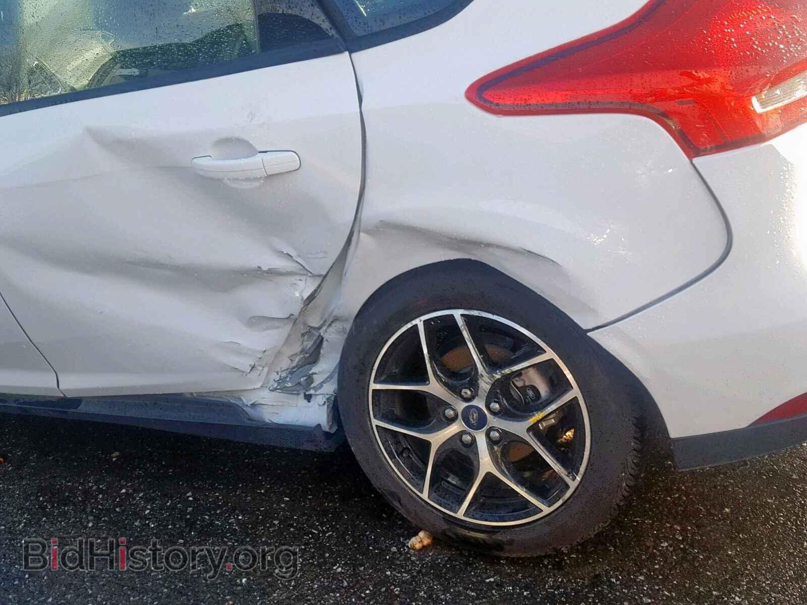 2018 FORD FOCUS - VIN: 1FADP3M21JL323070 - Photo 9