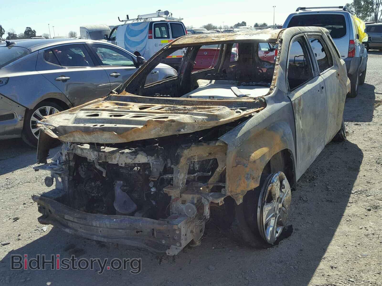 2011 GMC TERRAIN - VIN: 2CTFLXE53B6279859 - Photo 2
