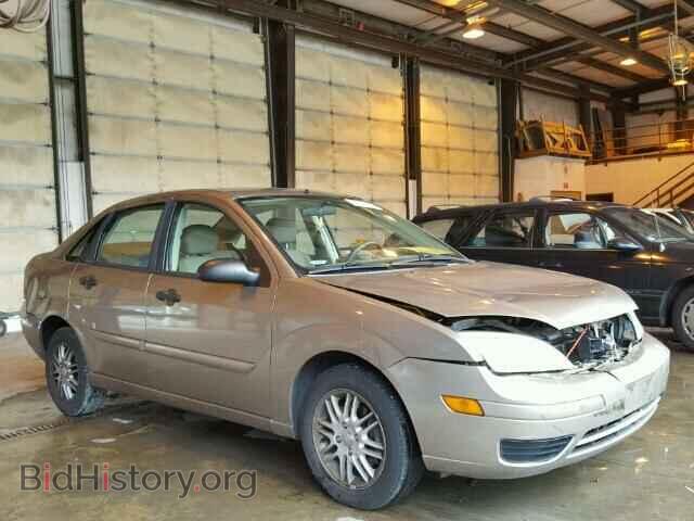 Photo 1FAFP34N85W209123 - FORD FOCUS 2005