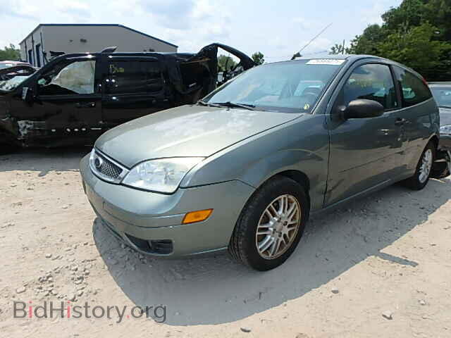 2005 FORD FOCUS - VIN: 3FAFP31N75R145521 - Photo 2