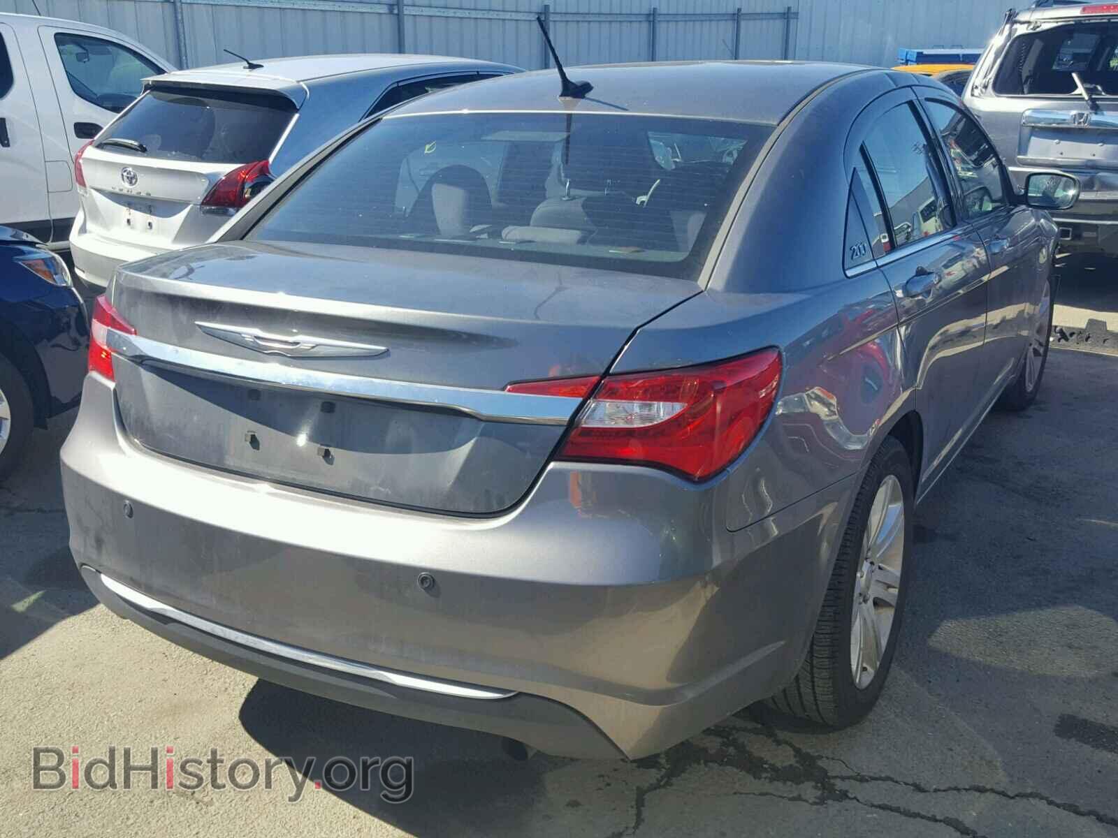 2013 CHRYSLER 200 - VIN: 1C3CCBBB0DN570186 - Фото 4