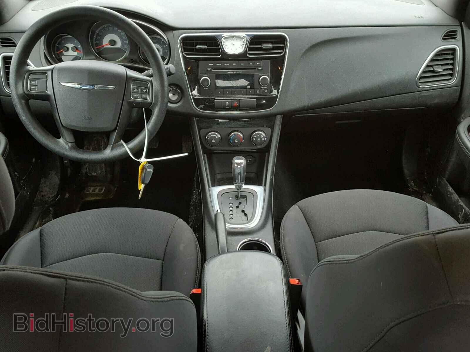 2013 CHRYSLER 200 - VIN: 1C3CCBAB7DN641059 - Фото 9