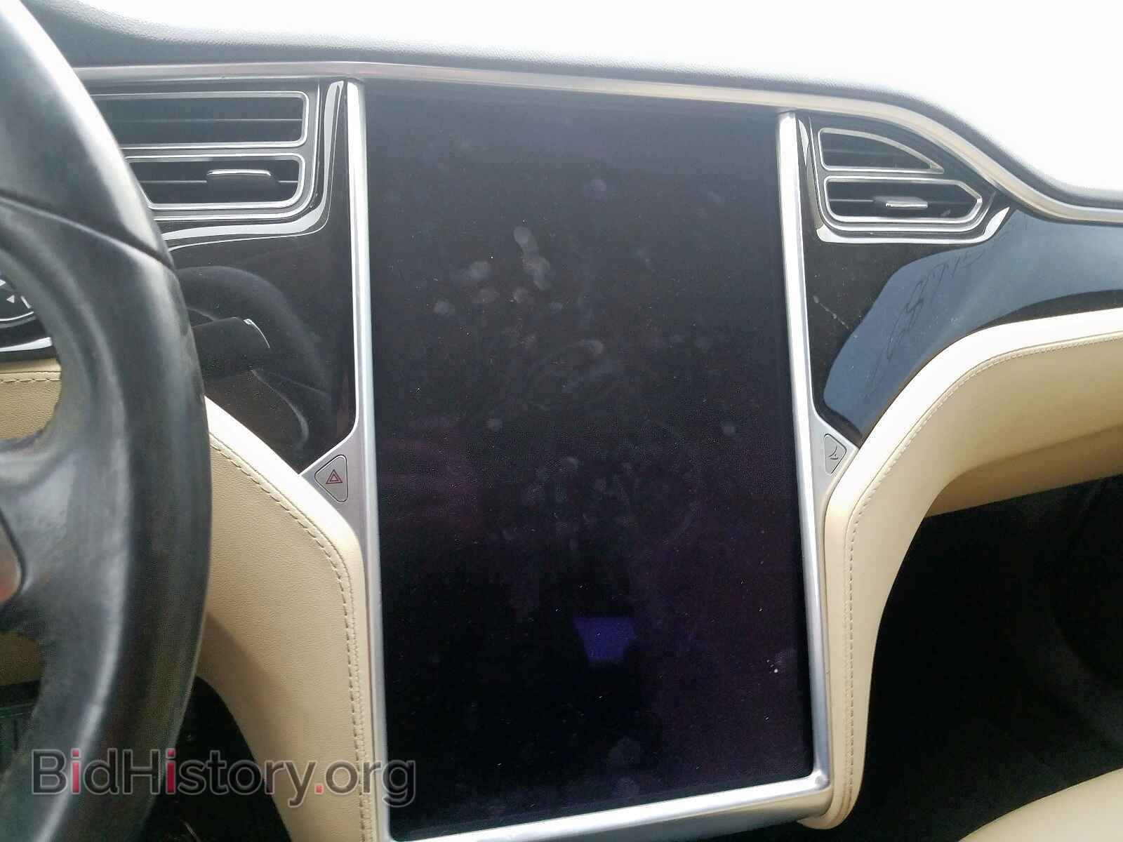 2014 TESLA MODEL S - VIN: 5YJSA1S10EFP45213 - Photo 9