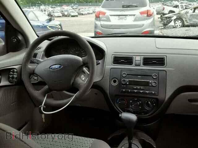 2007 FORD FOCUS - VIN: 1FAFP34N77W271812 - Фото 9