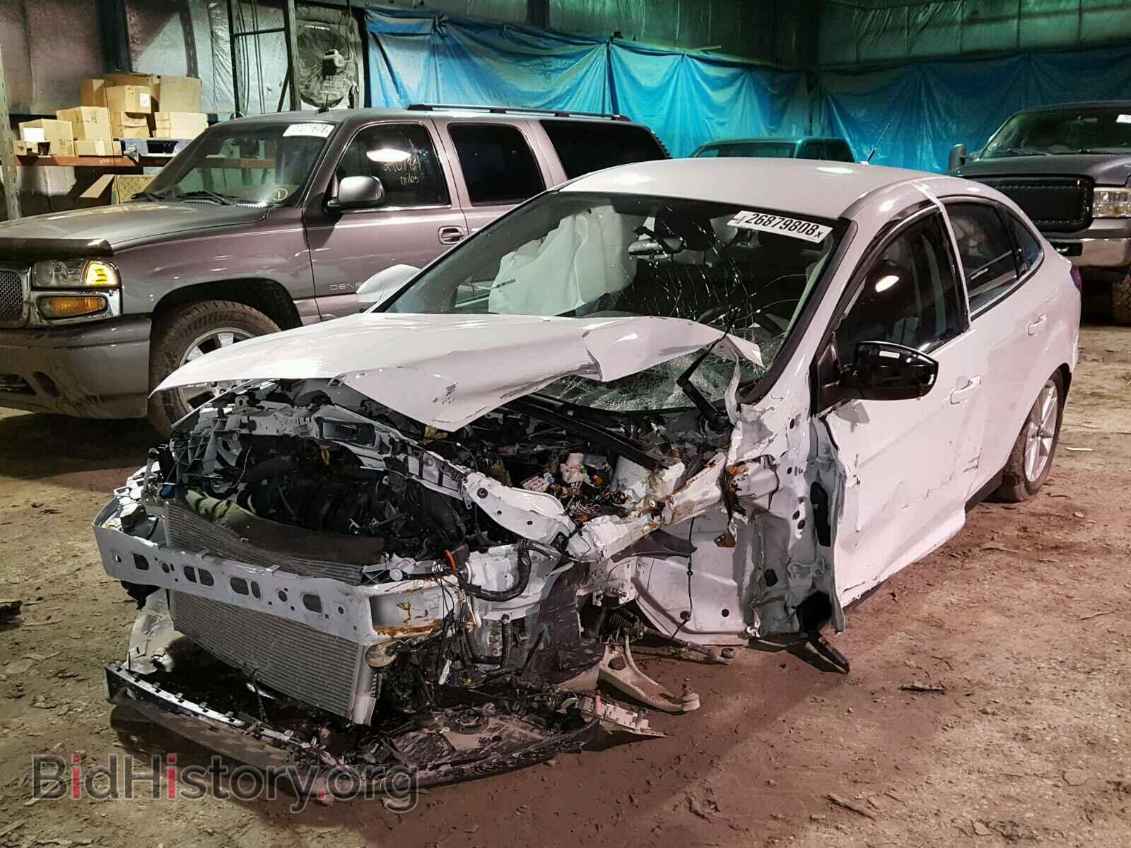 2016 FORD FOCUS - VIN: 1FADP3F23GL247499 - Фото 2