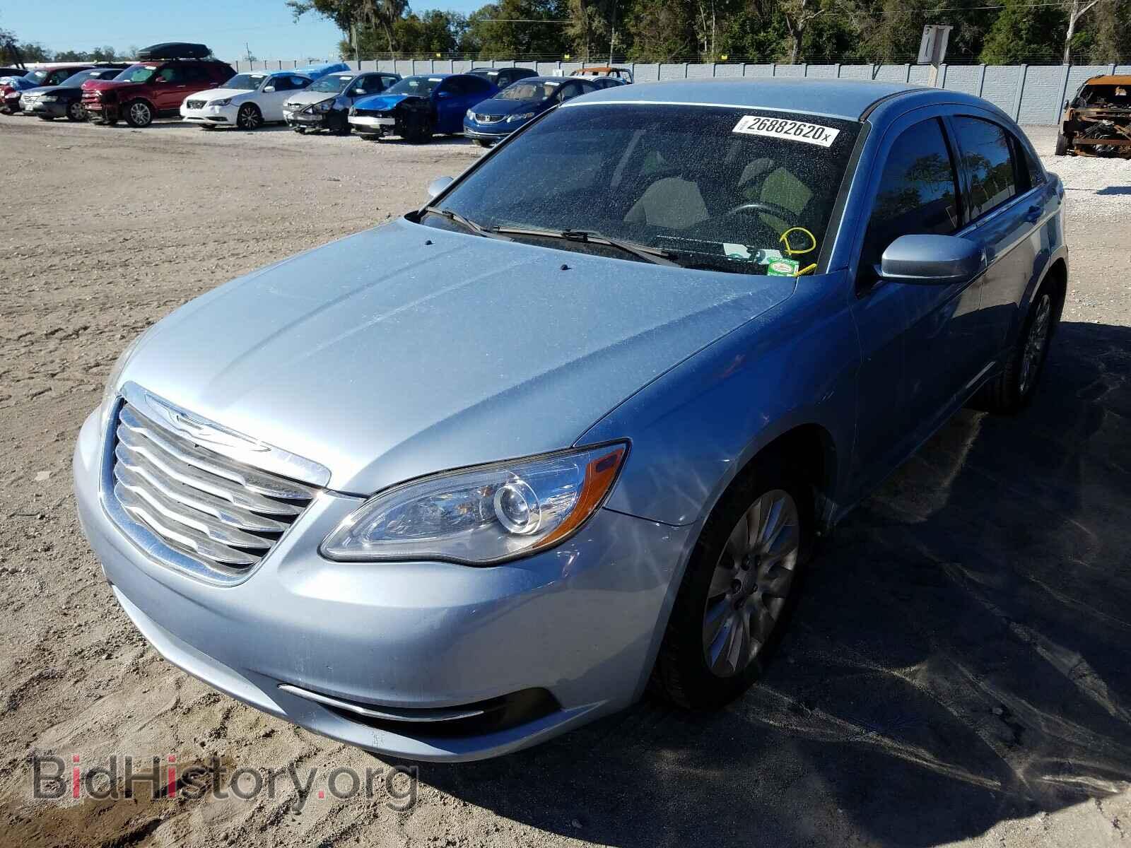 2013 CHRYSLER 200 - VIN: 1C3CCBABXDN689767 - Фото 2