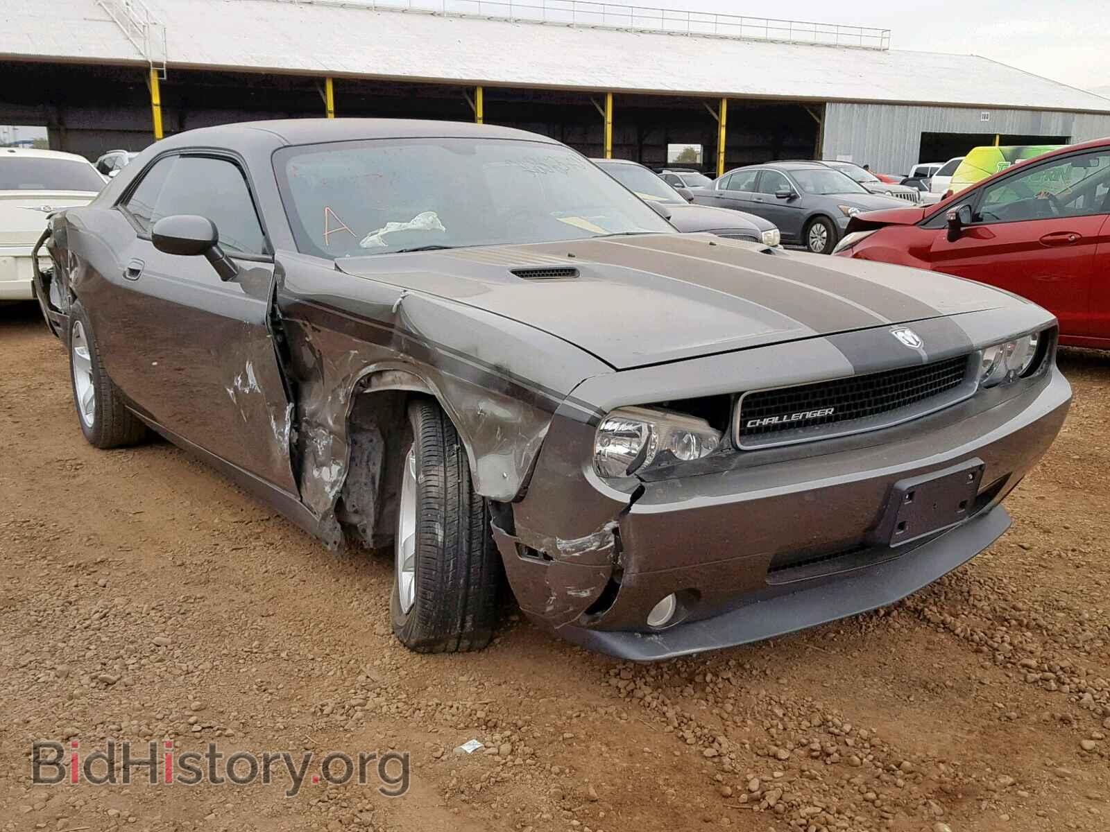 Photo  - DODGE CHALLENGER 2010