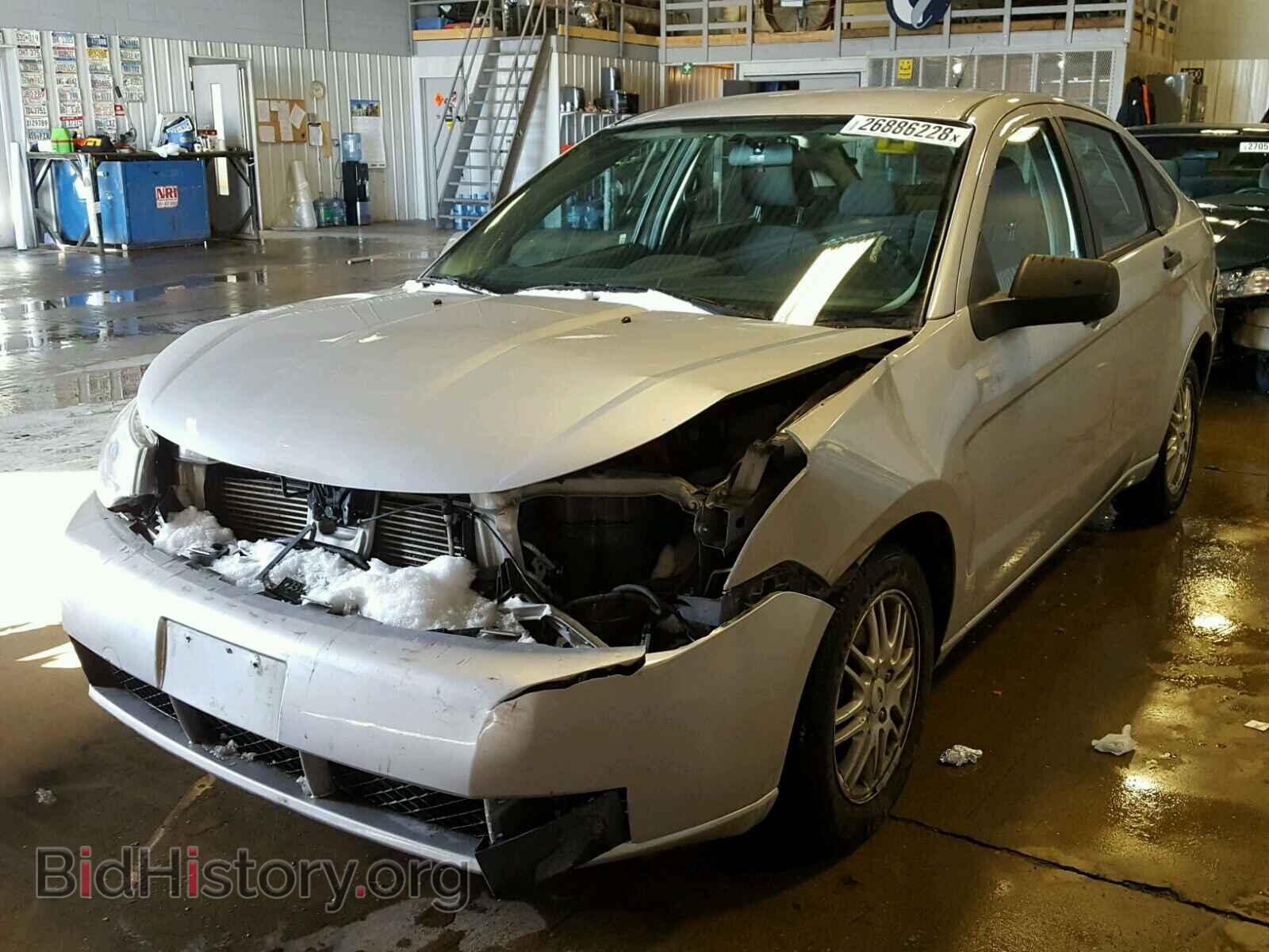 2009 FORD FOCUS - VIN: 1FAHP35N99W166702 - Фото 2