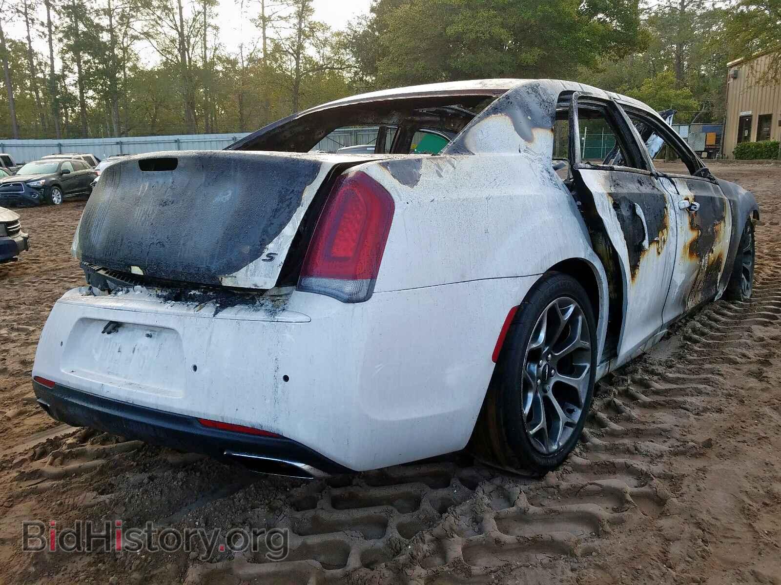 2016 CHRYSLER 300 - VIN: 2C3CCABG6GH207779 - Фото 4