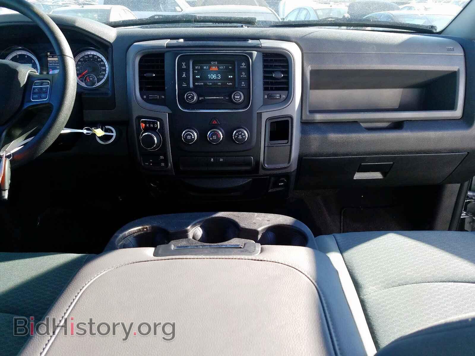 2018 RAM 1500 ST - VIN: 1C6RR7FG5JS328442 - Фото 9