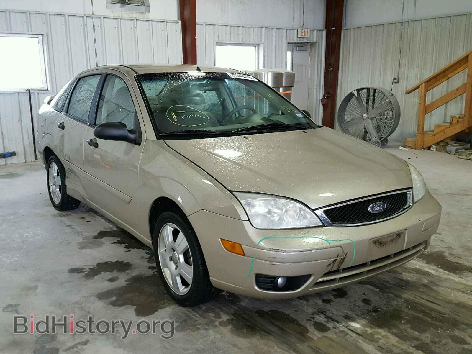 Фотография 1FAHP34N17W245439 - FORD FOCUS 2007