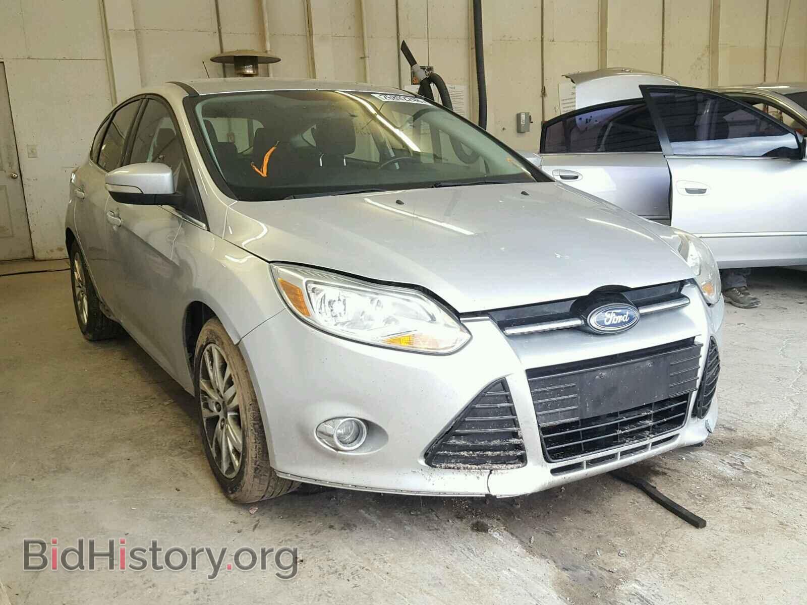 Photo 1FAHP3M28CL196600 - FORD FOCUS 2012