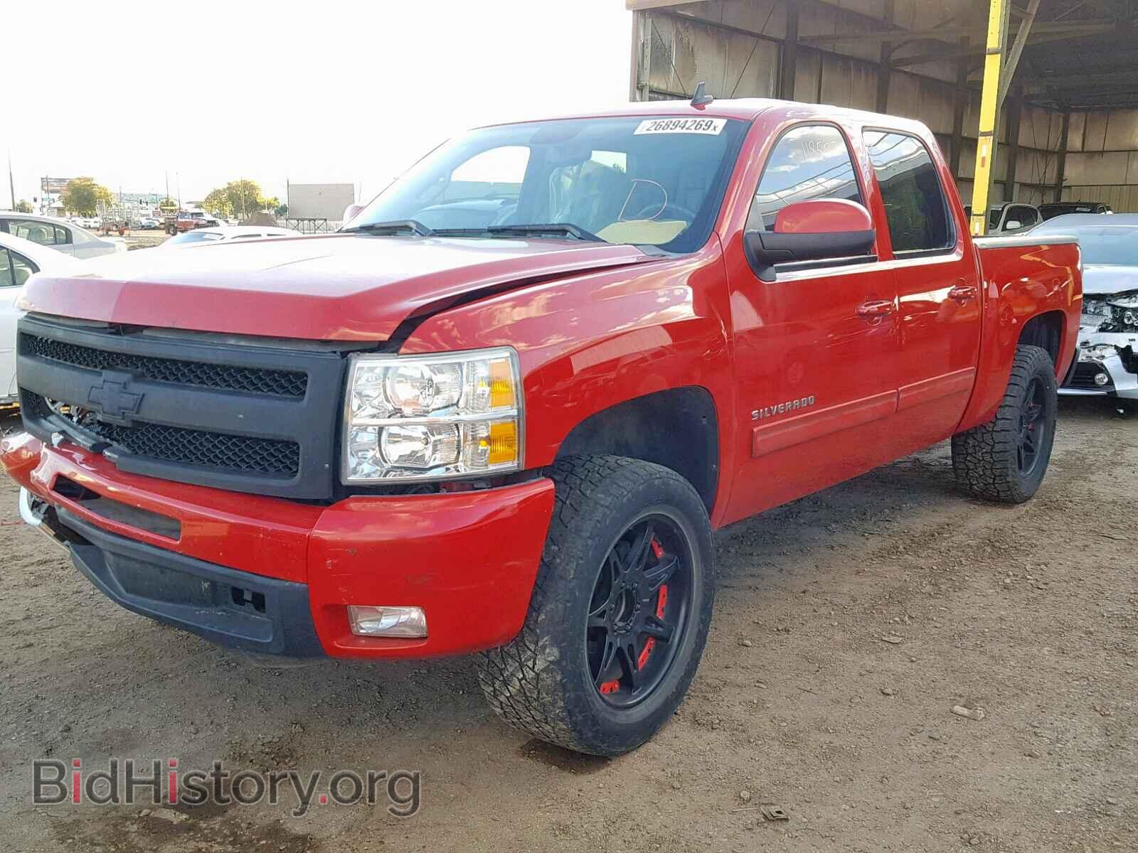2011 CHEVROLET SILVERADO - VIN: 3GCUCTE2XBG238568 - Фото 2