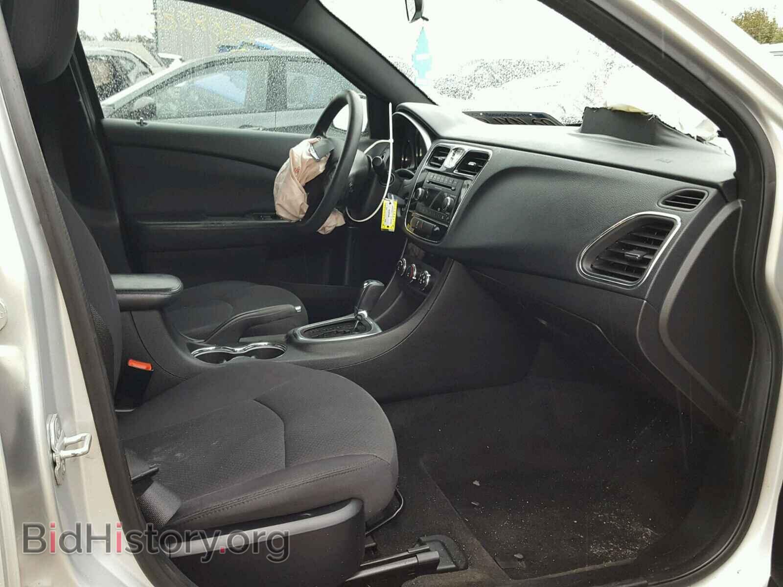 2012 CHRYSLER 200 - VIN: 1C3CCBAB0CN248552 - Фото 5
