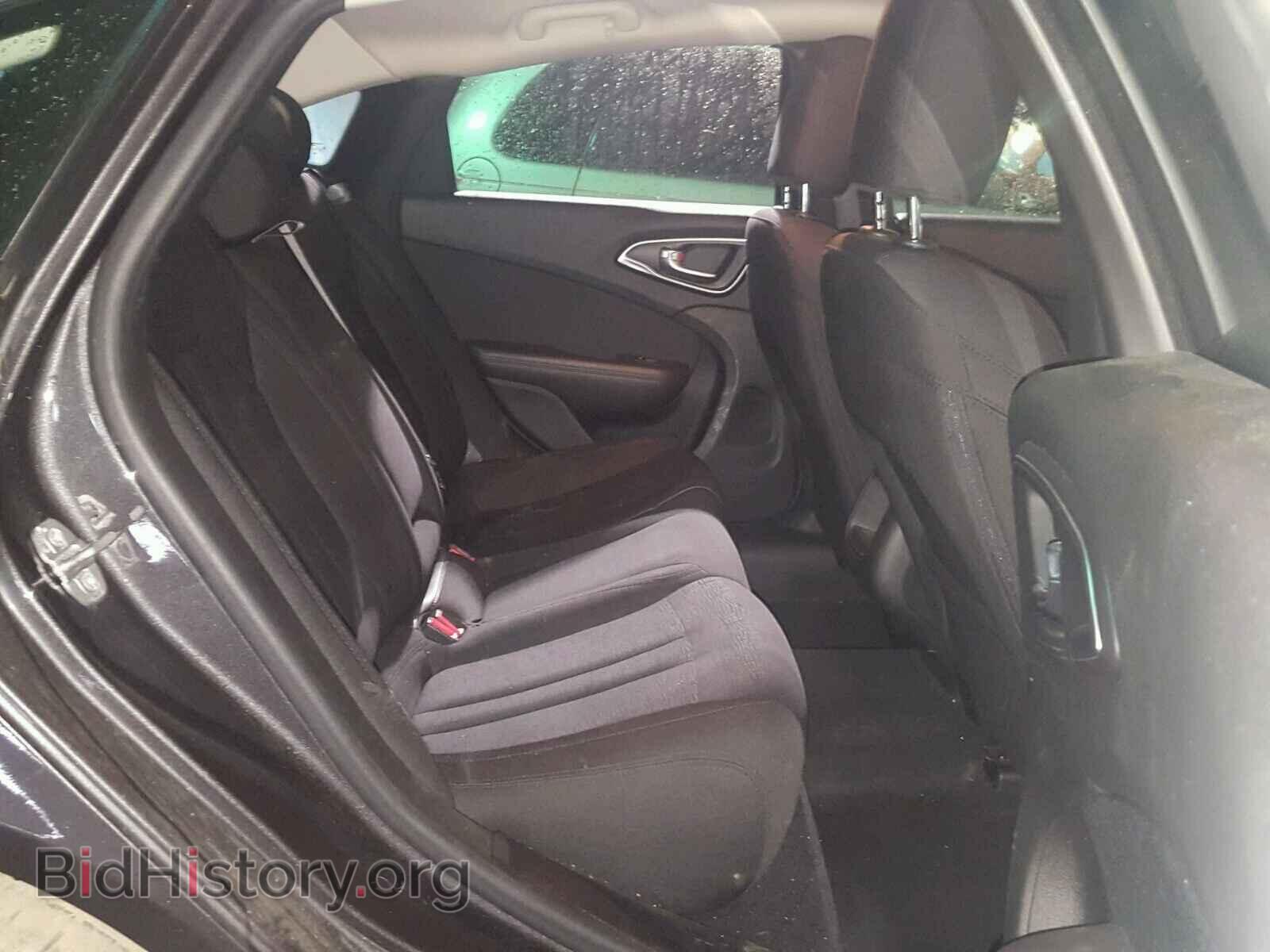 2015 CHRYSLER 200 - VIN: 1C3CCCAB3FN603806 - Photo 6