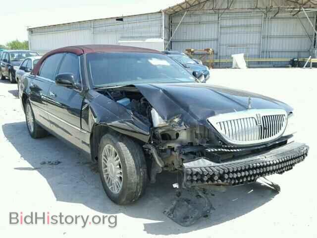 Photo 2LNHM82V58X660896 - LINCOLN TOWNCAR 2008