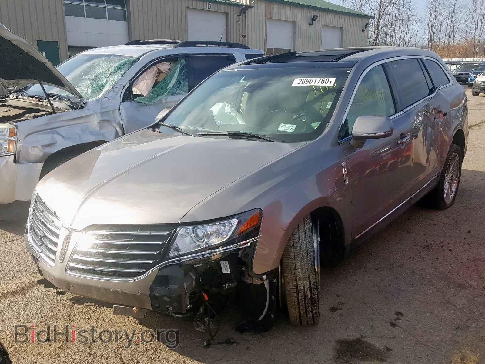 2019 LINCOLN MKT - VIN: 2LMHJ5AT7KBL04191 - Фото 2