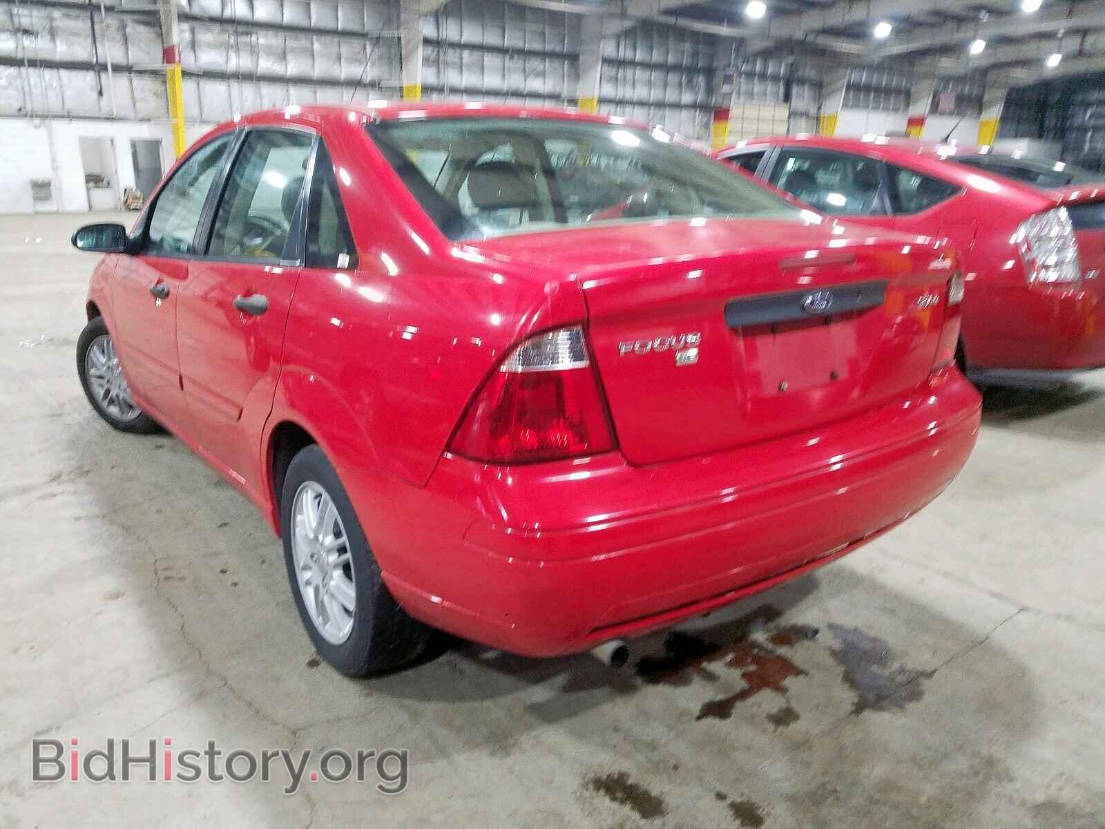2005 FORD FOCUS - VIN: 1FAFP34N25W271164 - Фото 3