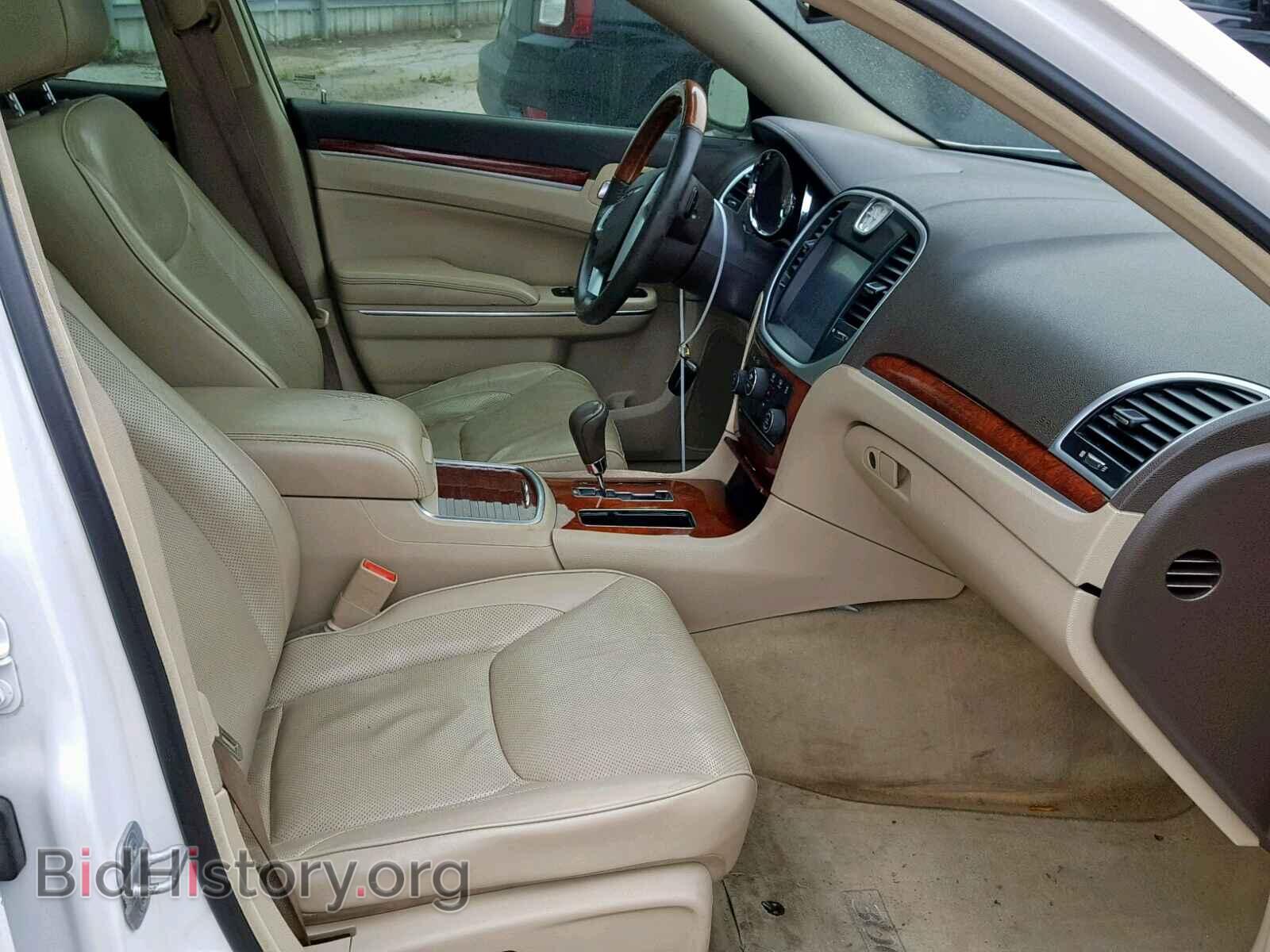 2011 CHRYSLER 300 - VIN: 2C3CA6CT0BH528806 - Фото 5