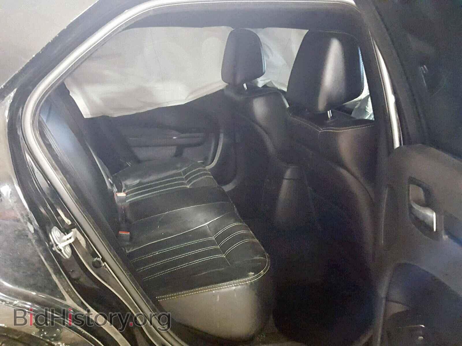 2016 CHRYSLER 300 - VIN: 2C3CCAGG8GH191321 - Photo 6