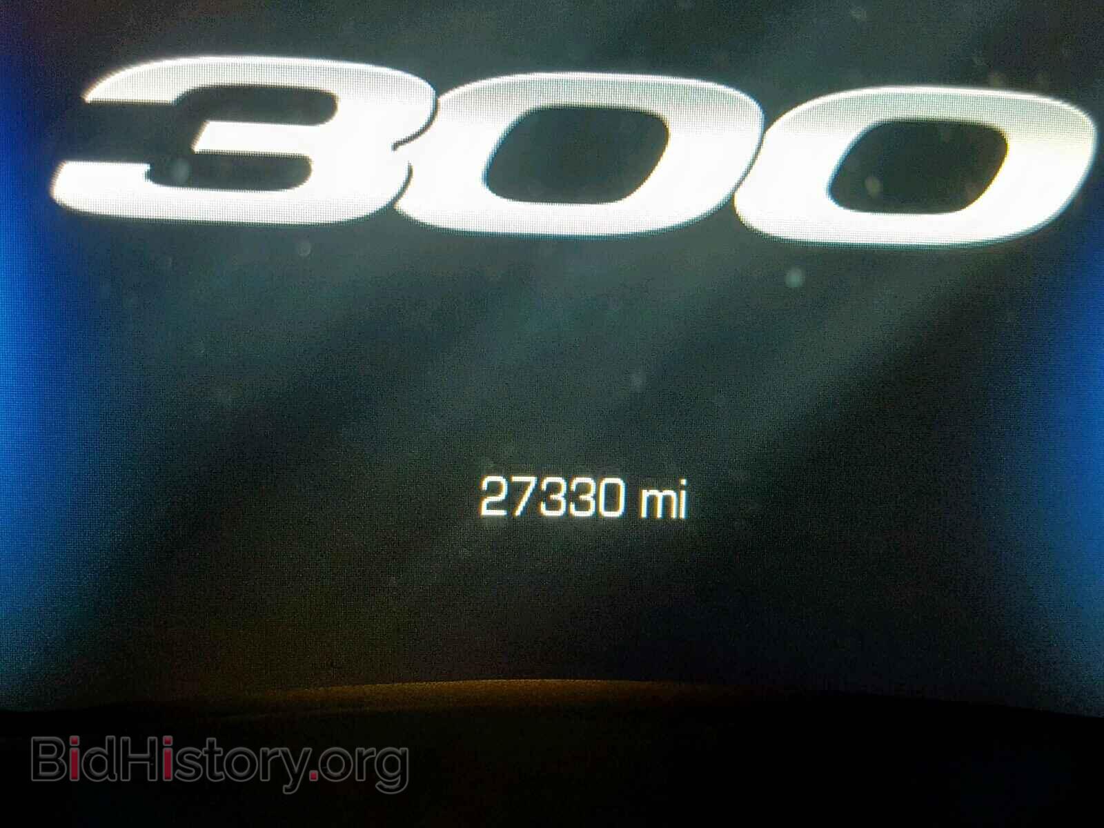 2016 CHRYSLER 300 - VIN: 2C3CCAGG8GH191321 - Photo 8