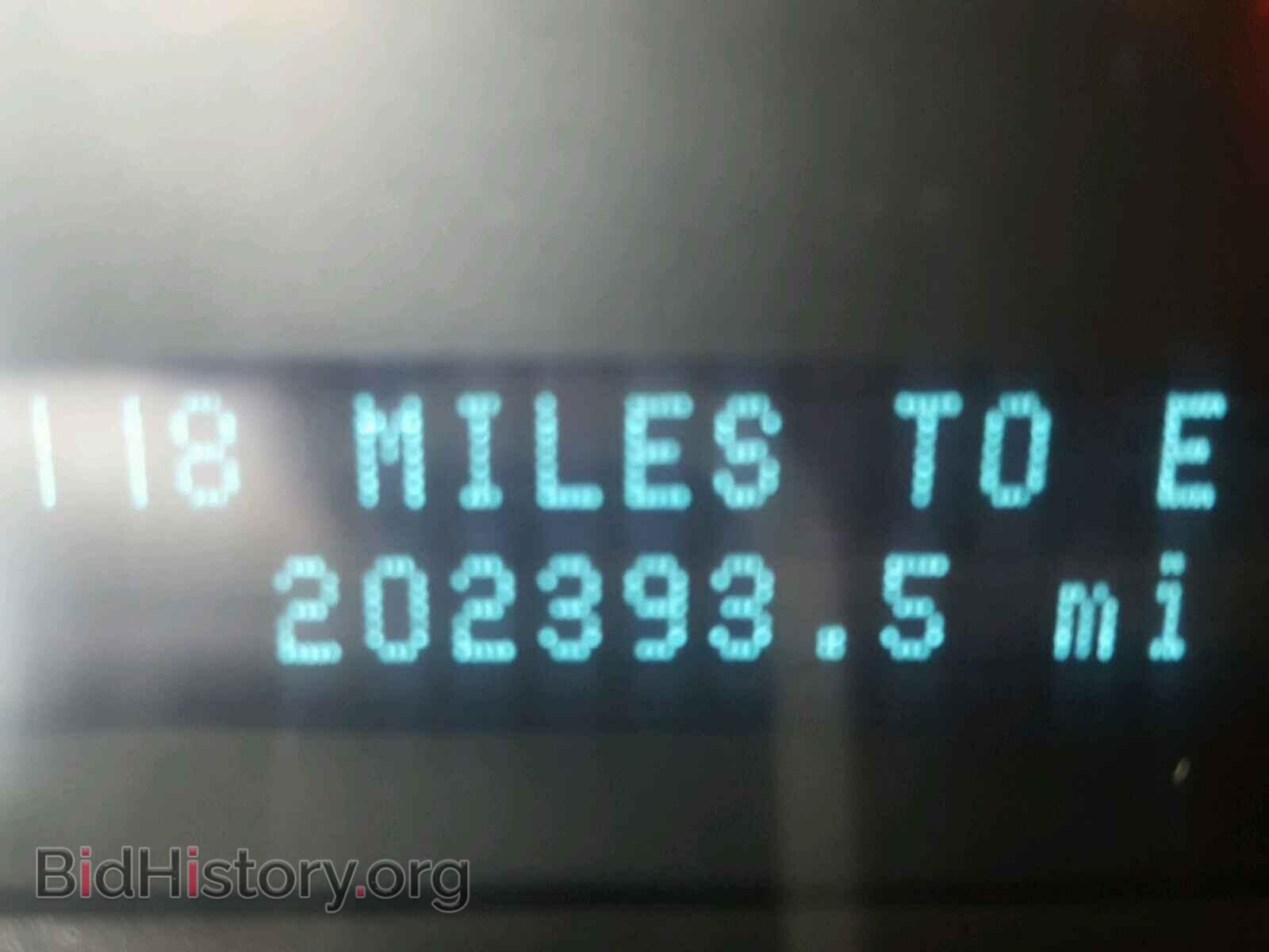 2011 FORD ESCAPE - VIN: 1FMCU9D72BKC11751 - Photo 8