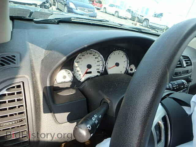 2007 SATURN VUE - VIN: 5GZCZ23D97S812486 - Фото 8