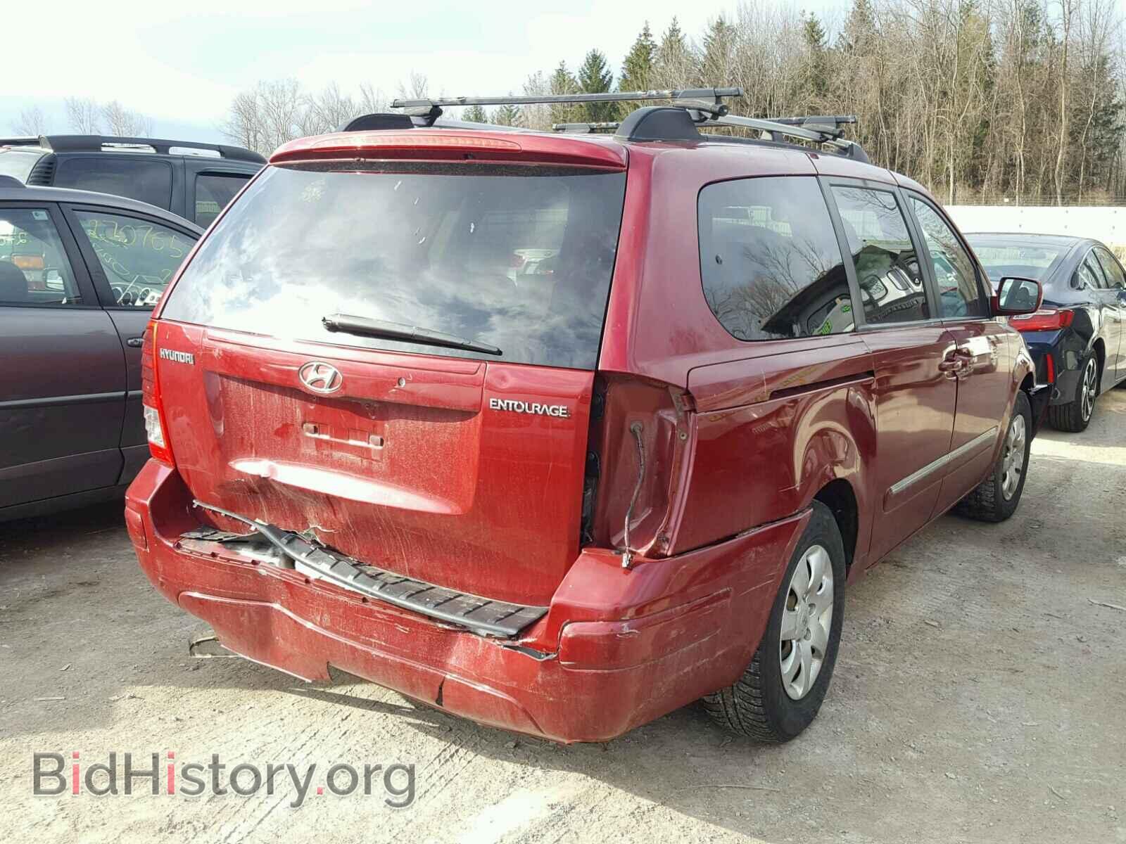 2007 HYUNDAI ENTOURAGE - VIN: KNDMC233676014454 - Фото 4