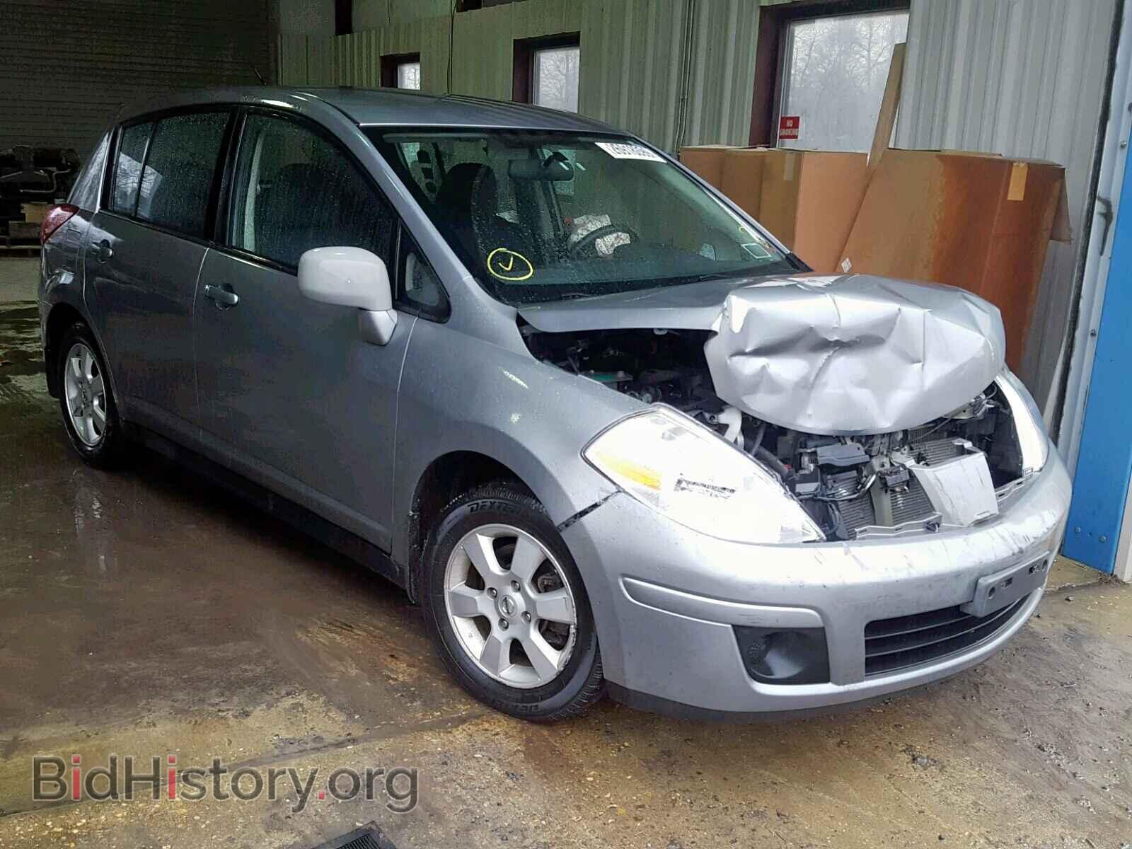 Photo  - NISSAN VERSA 2008