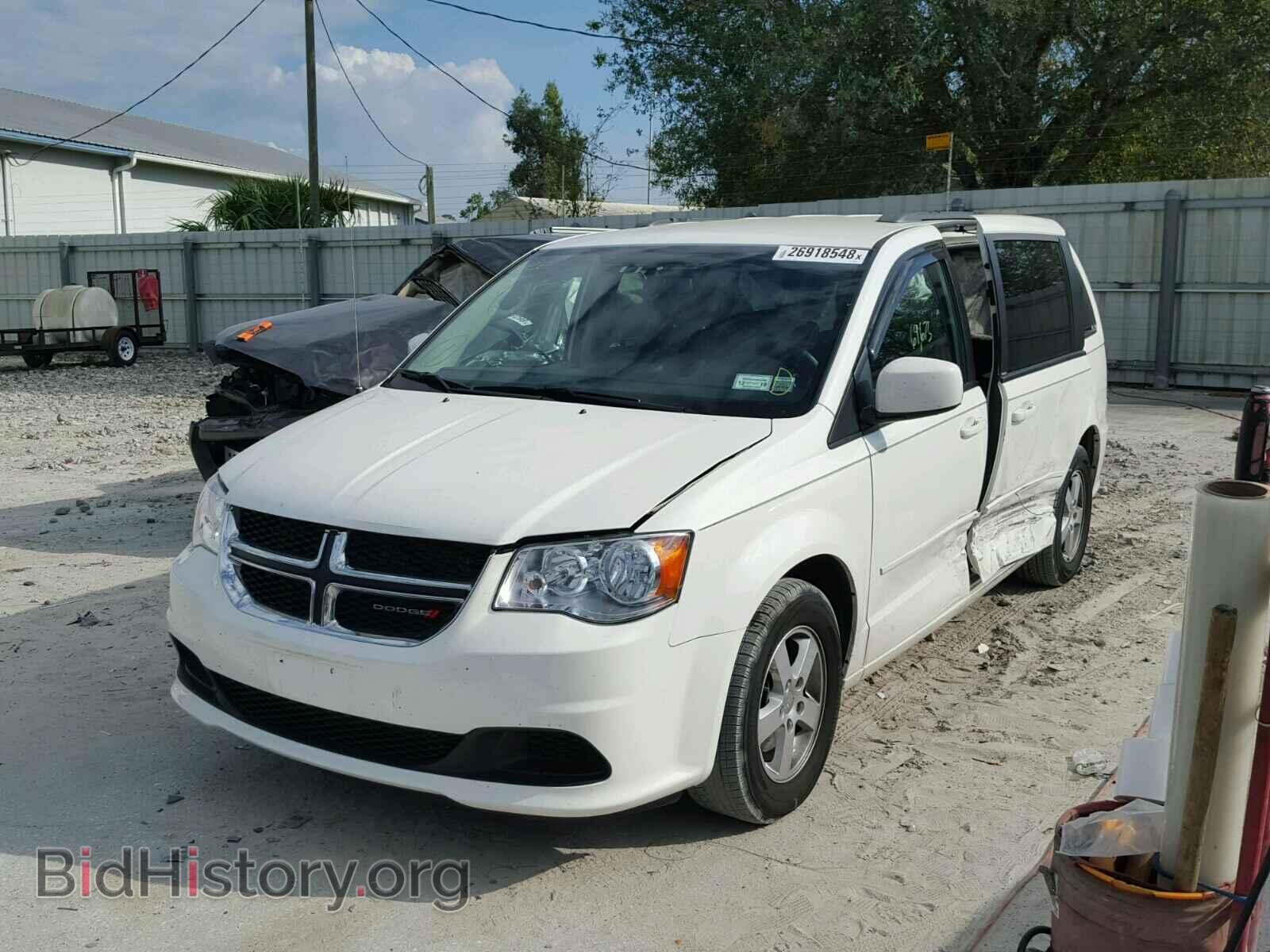 2012 DODGE CARAVAN - VIN: 2C4RDGCG1CR318880 - Фото 2