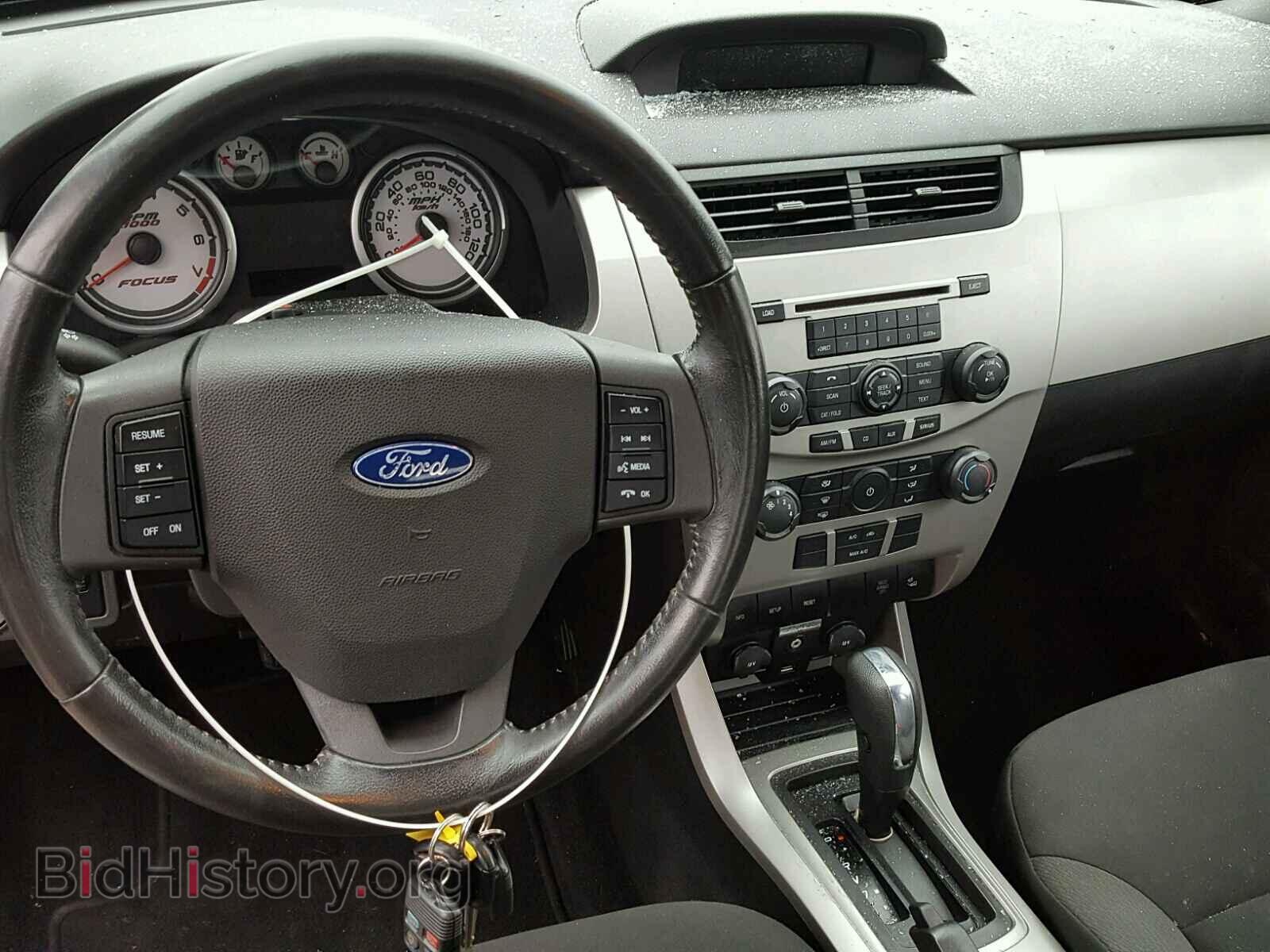 2009 FORD FOCUS - VIN: 1FAHP36N29W133846 - Фото 9
