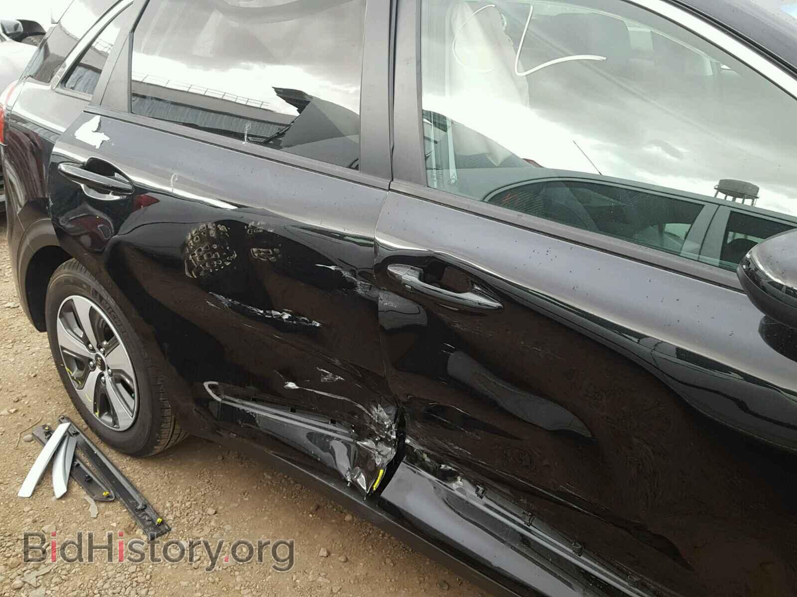 2017 KIA NIRO - VIN: KNDCB3LC9H5043975 - Фото 9
