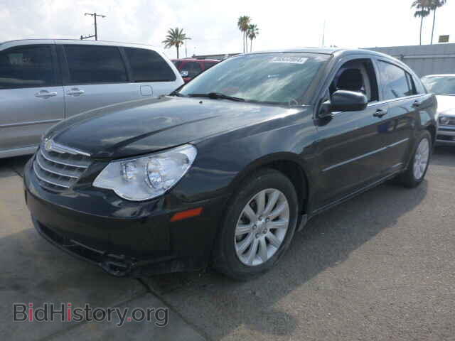 2010 CHRYSLER SEBRING - VIN: 1C3CC5FB2AN153823 - Photo 2