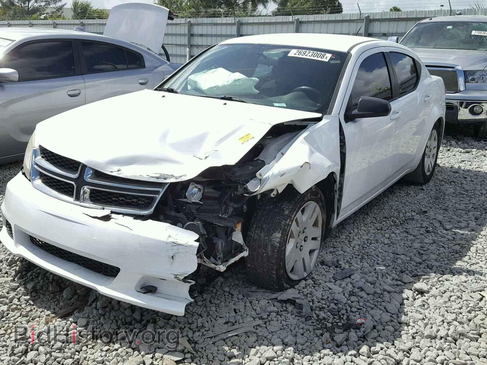 2011 DODGE AVENGER - VIN: 1B3BD4FB2BN609143 - Фото 2