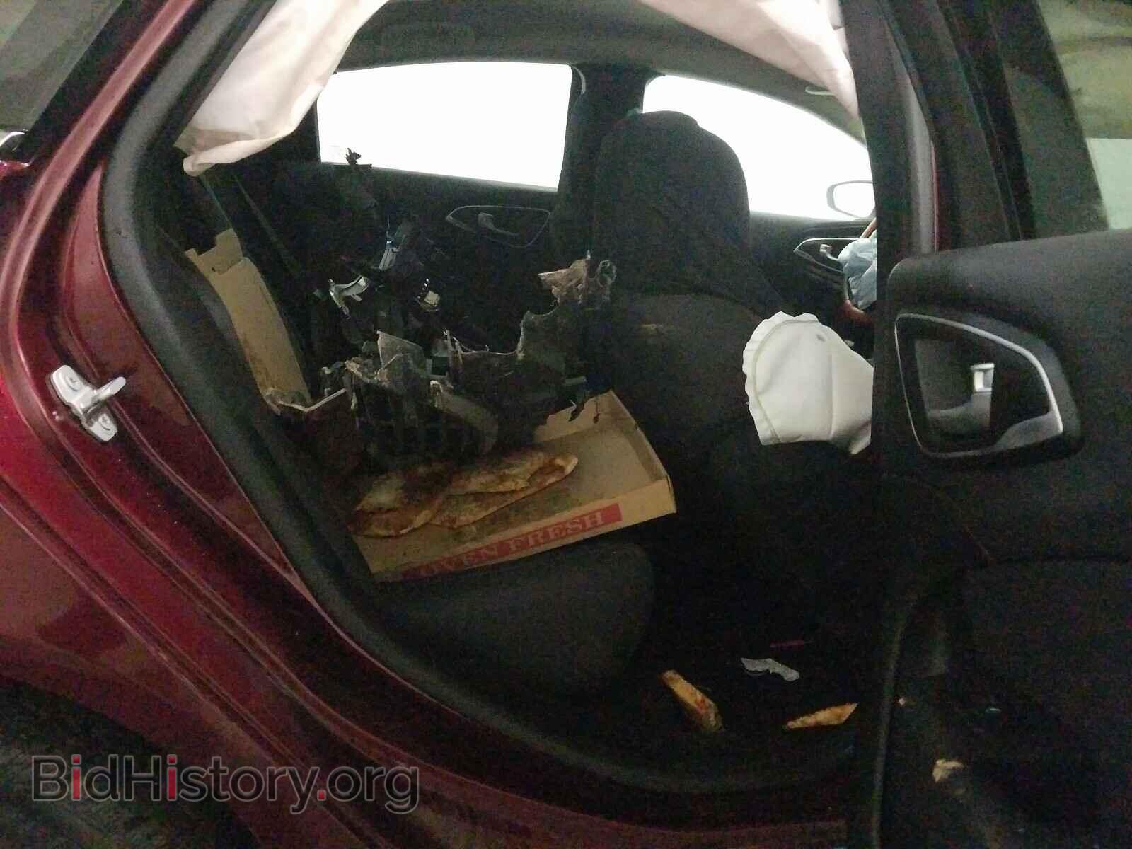 2015 CHRYSLER 200 - VIN: 1C3CCCAB3FN641858 - Фото 6
