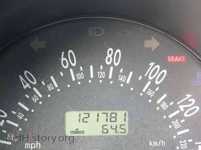 2000 VOLKSWAGEN BEETLE - VIN: 3VWCC21C6YM463338 - Фото 8