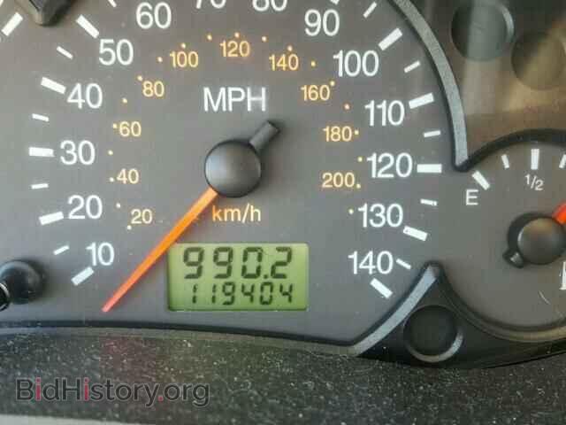 2005 FORD FOCUS - VIN: 3FAHP37N55R113991 - Фото 8