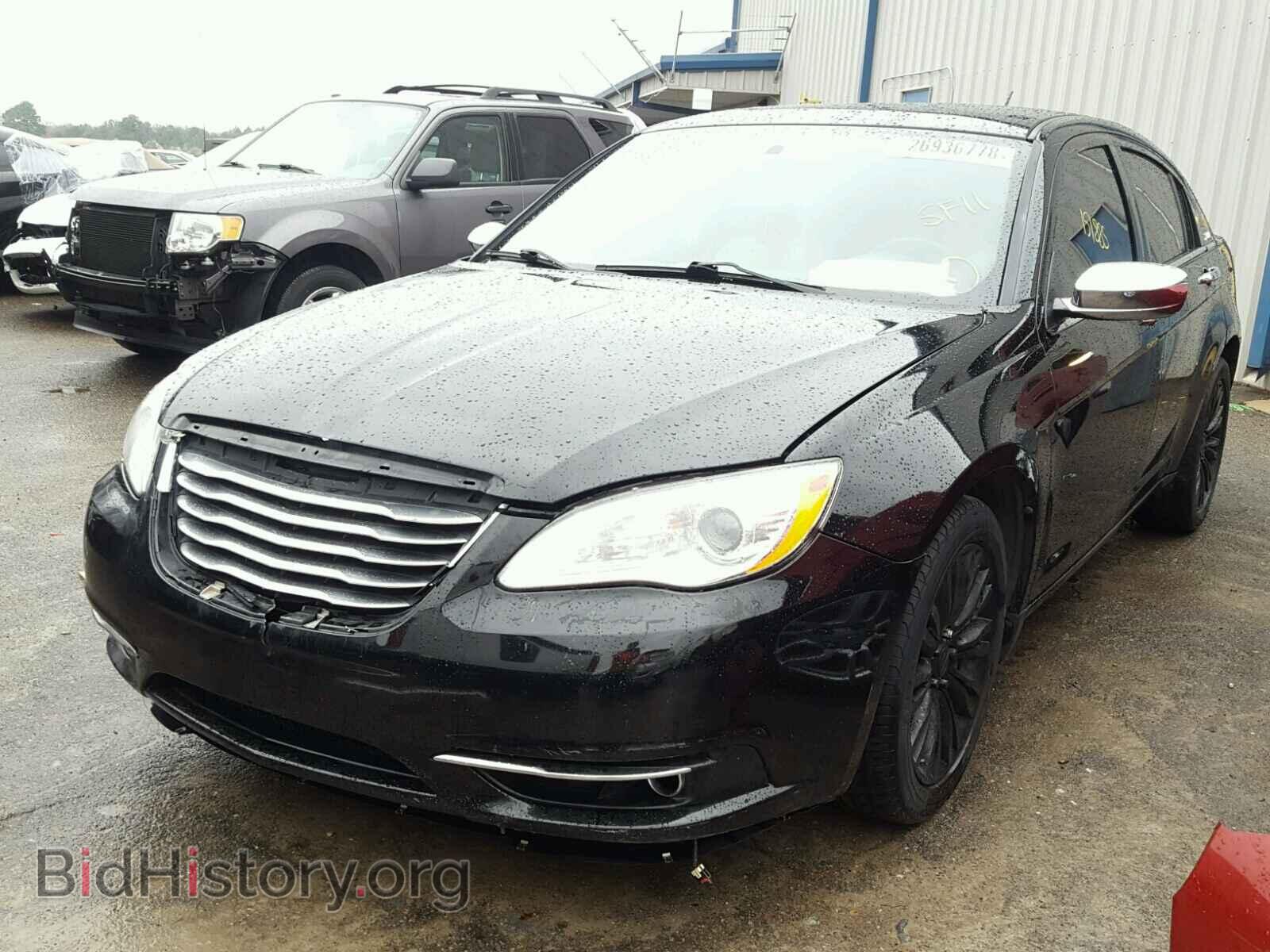 2011 CHRYSLER 200 - VIN: 1C3BC2FG2BN571564 - Фото 2