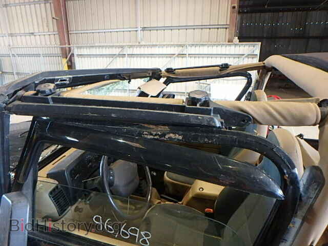 2000 JEEP WRANGLER - VIN: 1J4FA59S8YP739347 - Фото 10