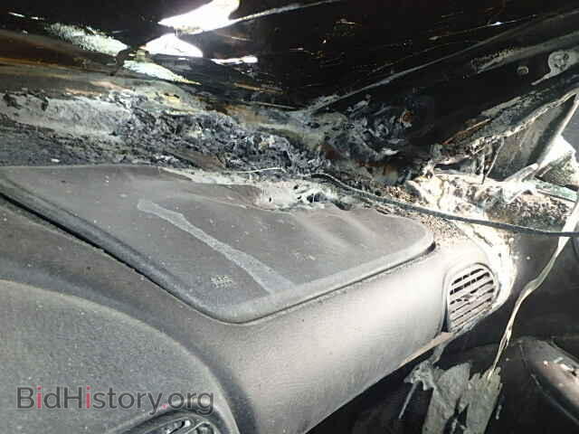 2000 CHRYSLER SEBRING - VIN: 3C3EL55H7YT235460 - Фото 9