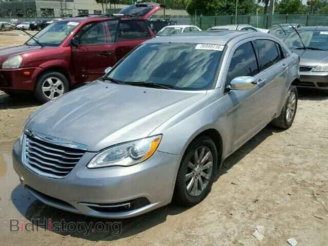 2013 CHRYSLER 200 - VIN: 1C3CCBCG4DN593142 - Photo 2