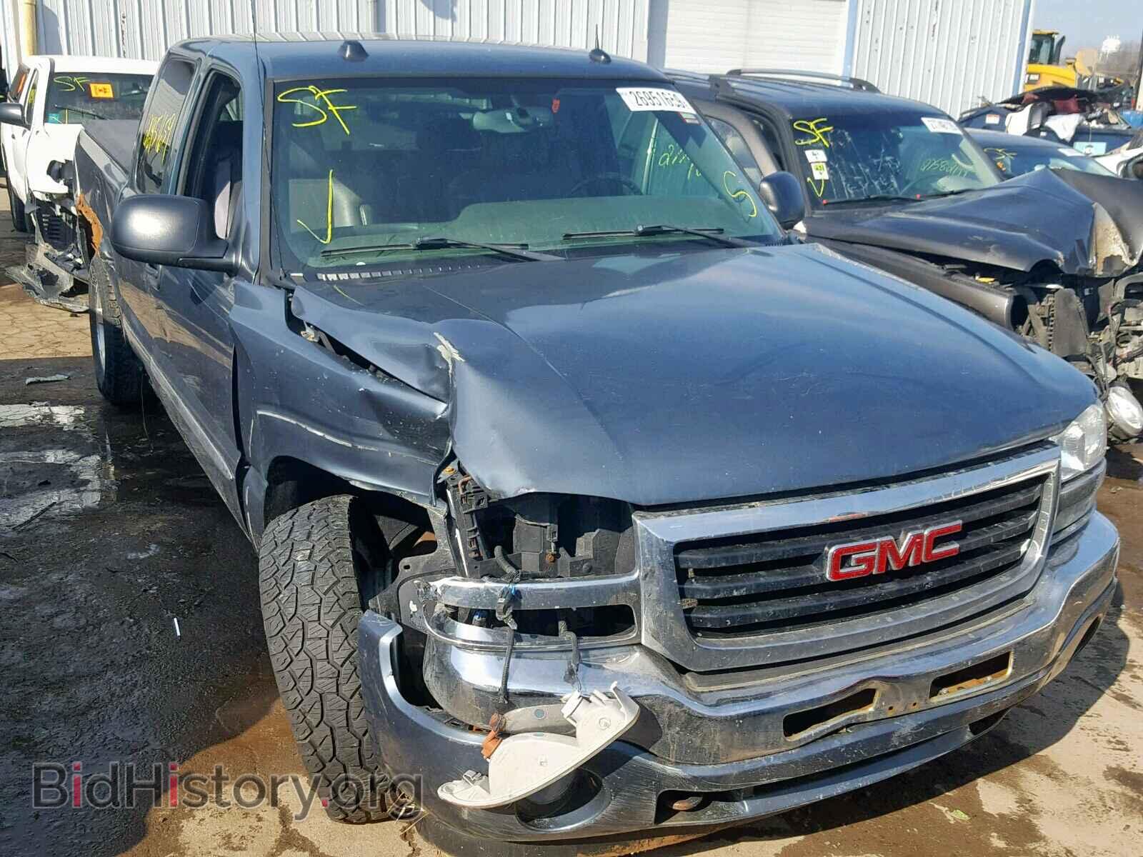 Photo  - GMC NEW SIERRA 2005