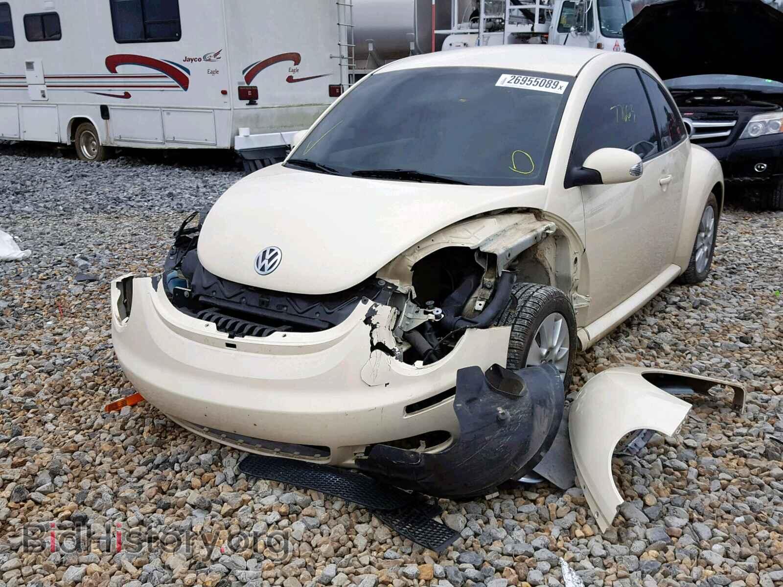 2009 VOLKSWAGEN BEETLE - VIN: 3VWPG31C99M503750 - Фото 2